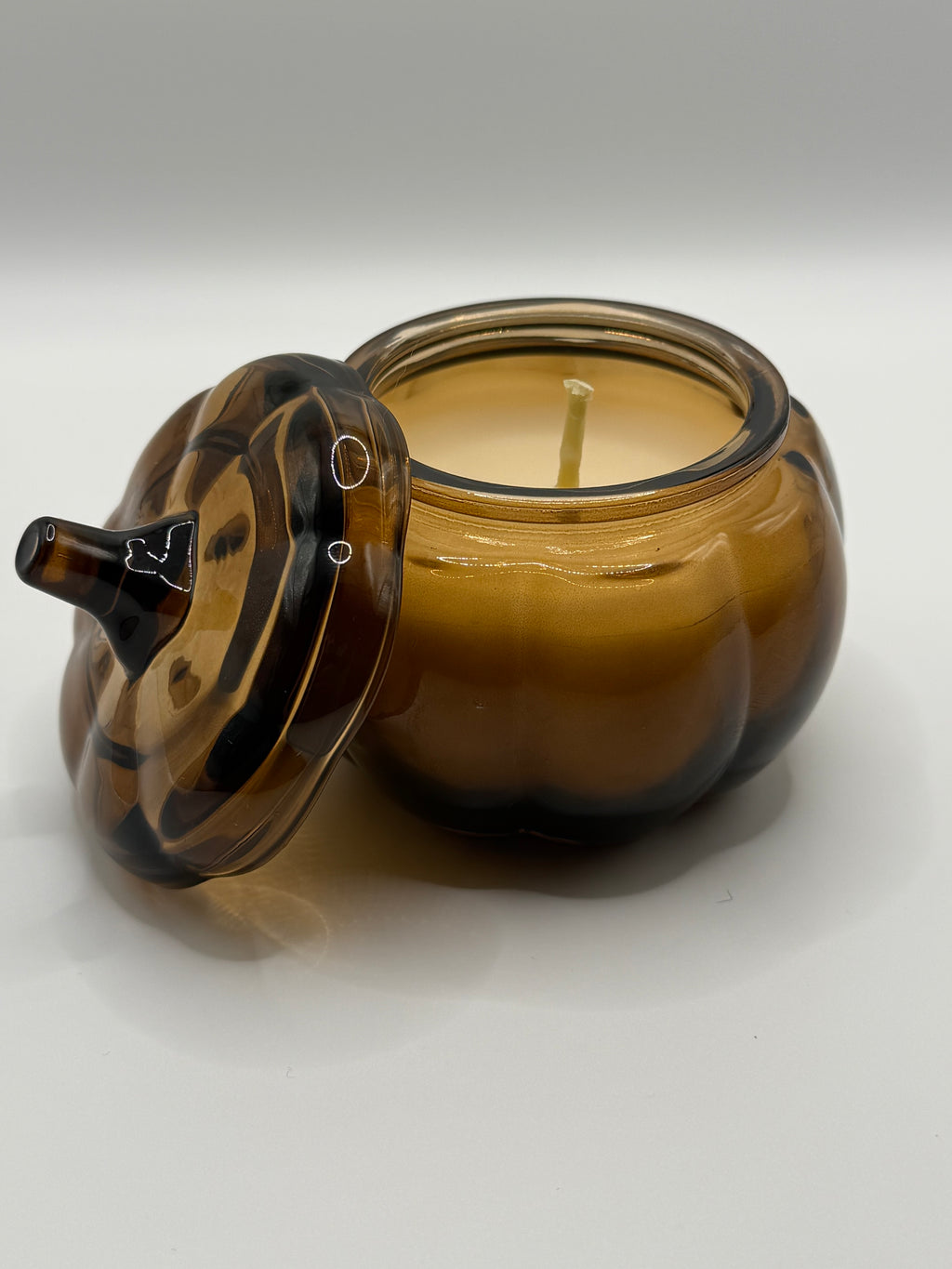 Amber Vanilla Pumpkin Candle in Pumpkin Jar